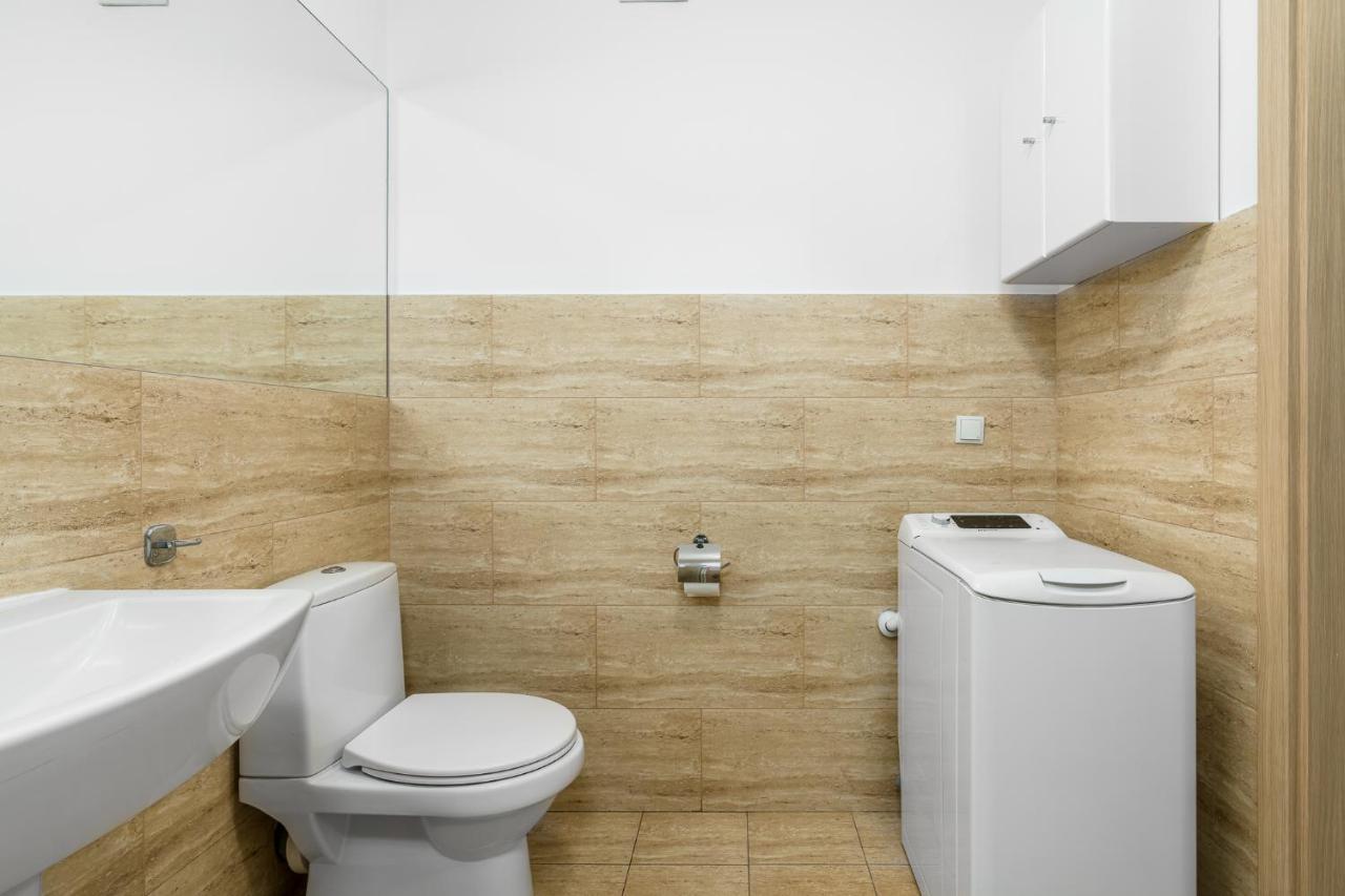 Sleepway Apartments - Garbary 95-78 Poznan Exterior foto